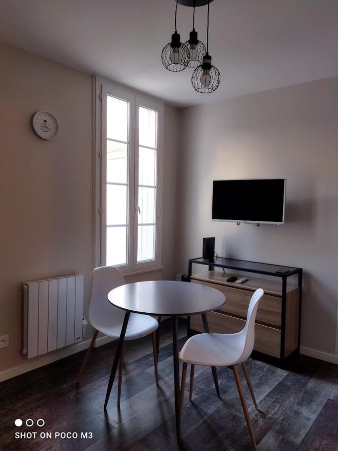 Joli T1 Hypercentre Rochefort Luaran gambar