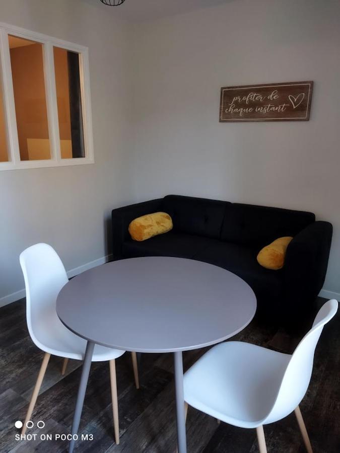 Joli T1 Hypercentre Rochefort Luaran gambar